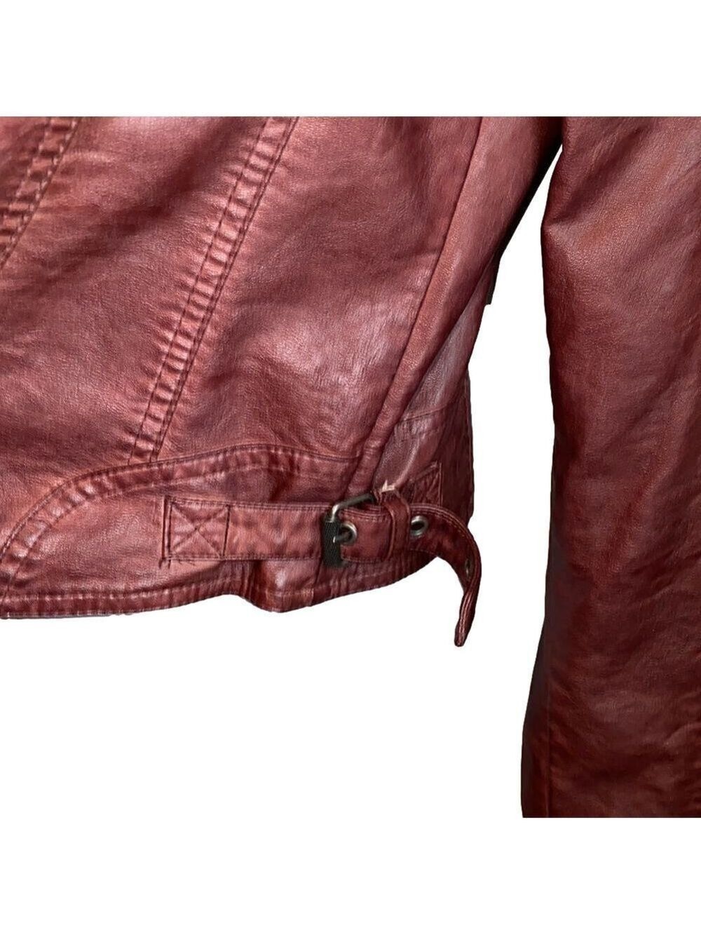 Maurice’s jacket  - Picture 5 of 9